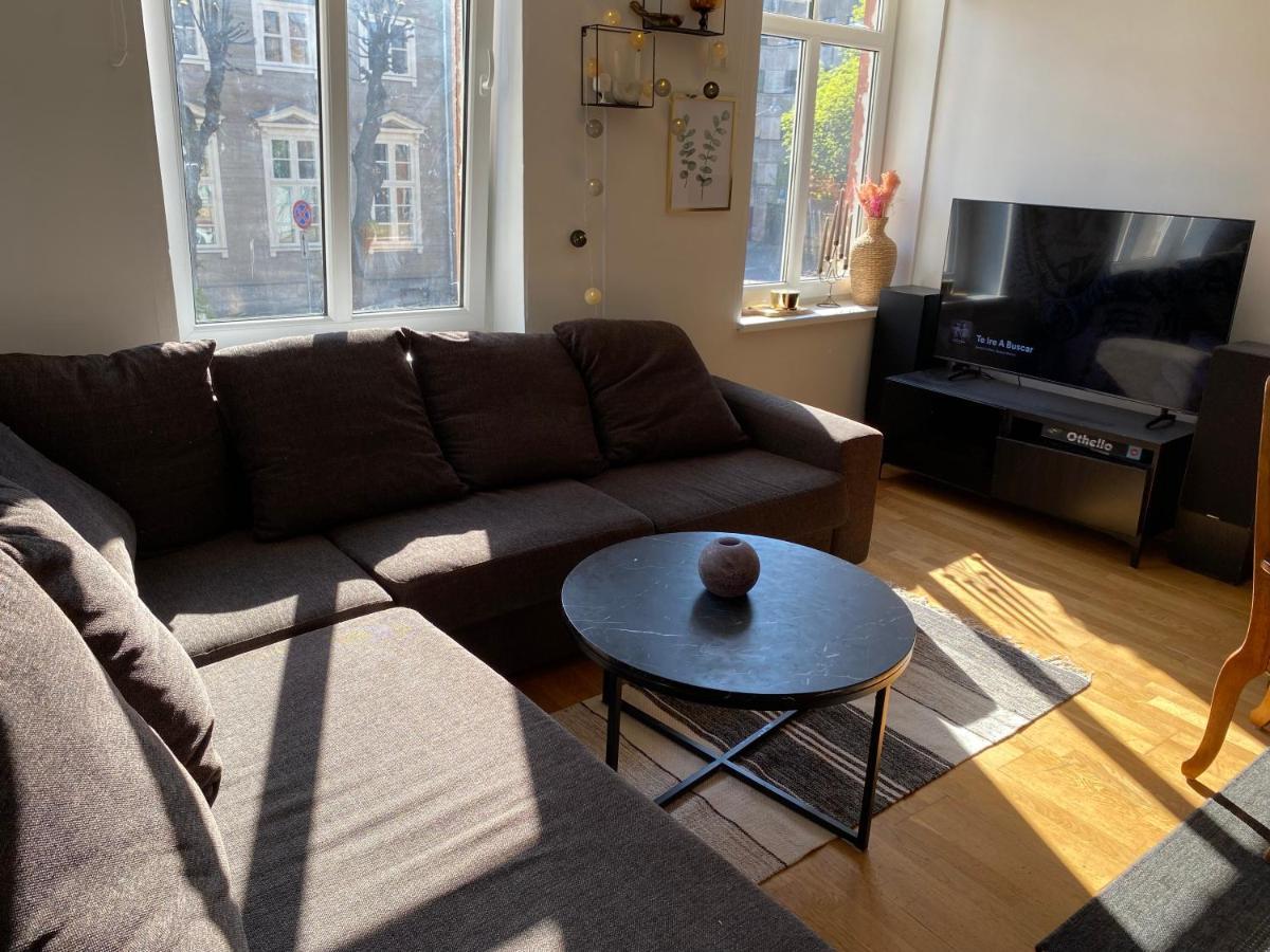 Cosy 2 Room 55M2 Centric 10Min To Old Town Ac Riga Exterior photo