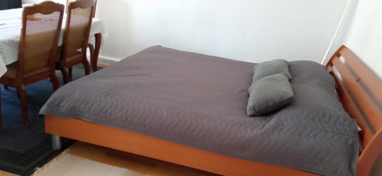 Cosy 2 Room 55M2 Centric 10Min To Old Town Ac Riga Exterior photo